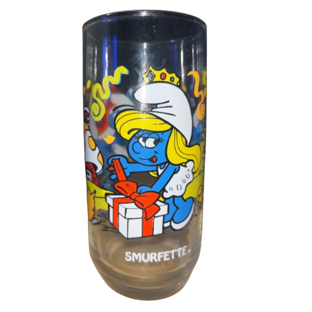 Vintage 1983 Smurfs
Hardee's Collector Glass